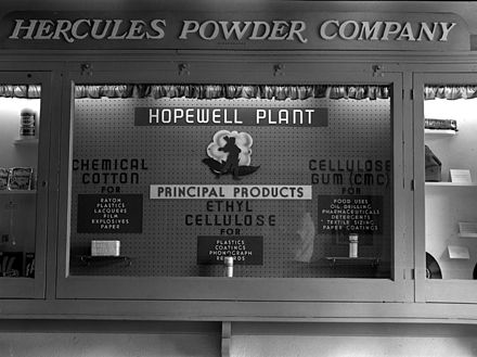 Display showing Hercules products in the 1950s